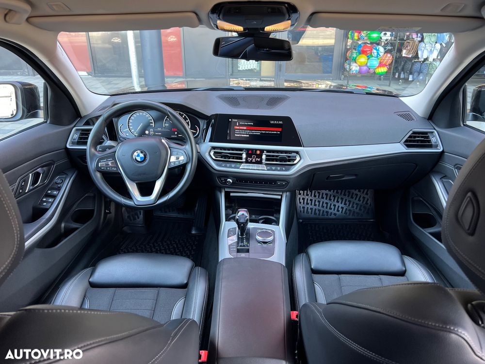 BMW Seria 3 320i AT - 7