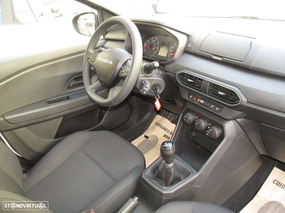 Dacia Jogger 1.0 ECO-G Essential 7L Bi-Fuel - 13