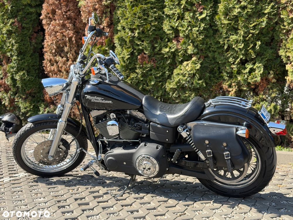 Harley-Davidson Dyna Street Bob - 10