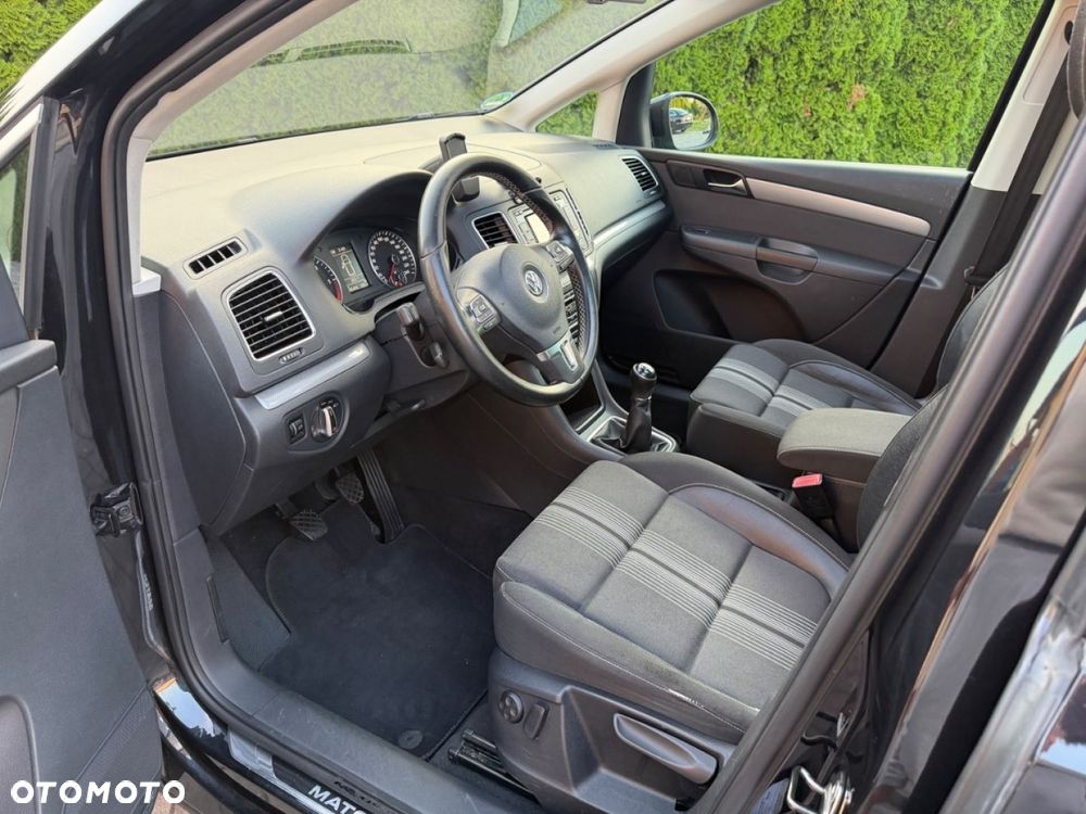 Volkswagen Sharan - 10