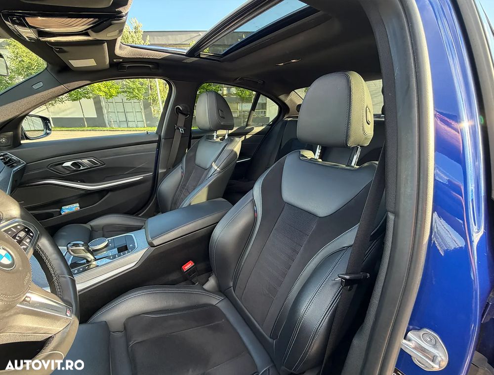 BMW Seria 3 330i AT - 8