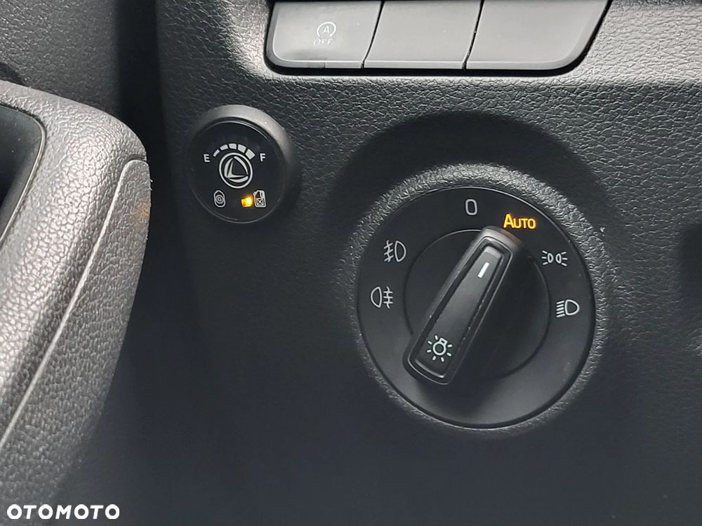 Skoda Fabia 1.0 Ambition - 13