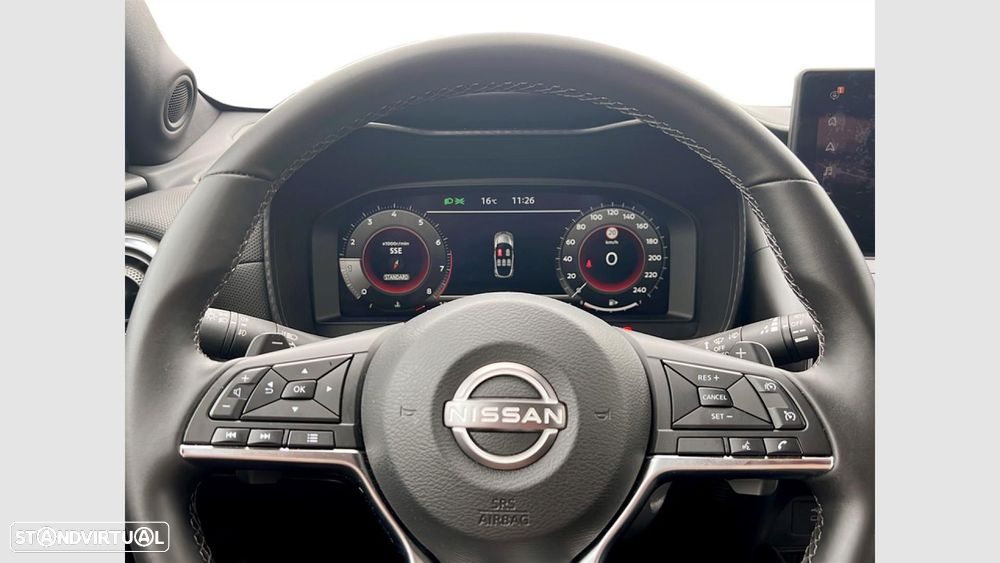 Nissan Juke 1.0 DIG-T N-Connecta DCT - 15