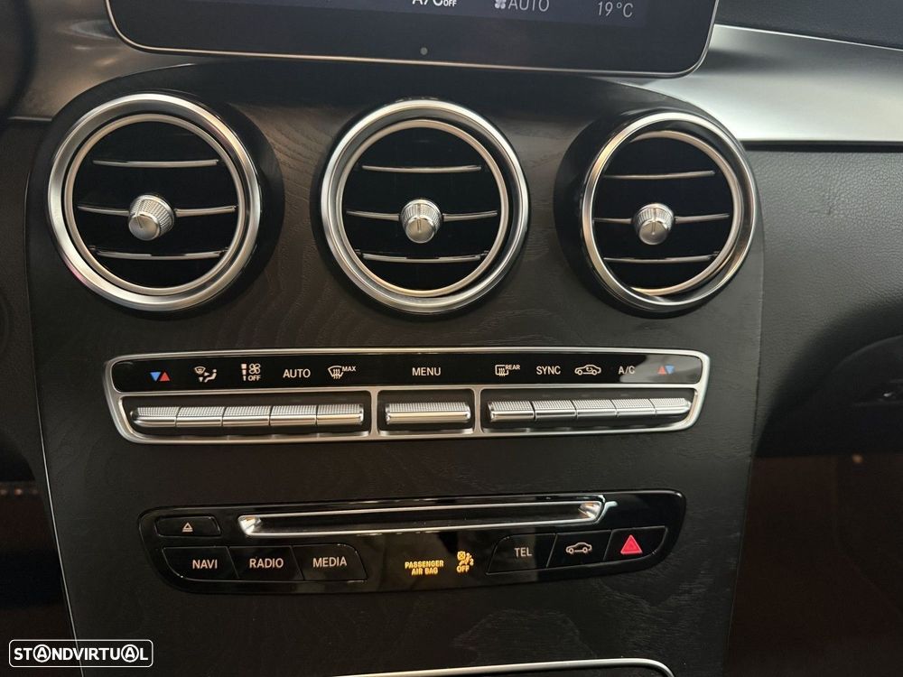 Mercedes-Benz GLC 250 d 4Matic 9G-TRONIC AMG Line - 19