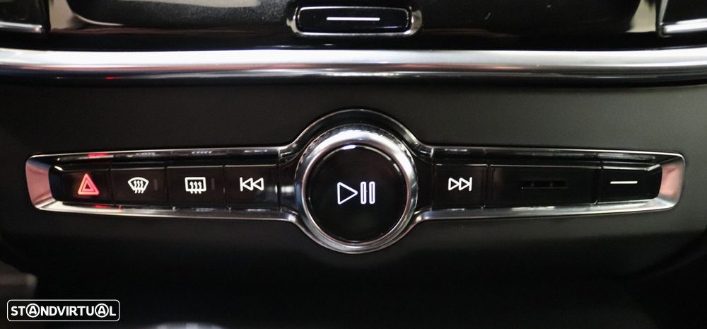 Volvo S90 2.0 T8 R-Design AWD Geartronic - 30