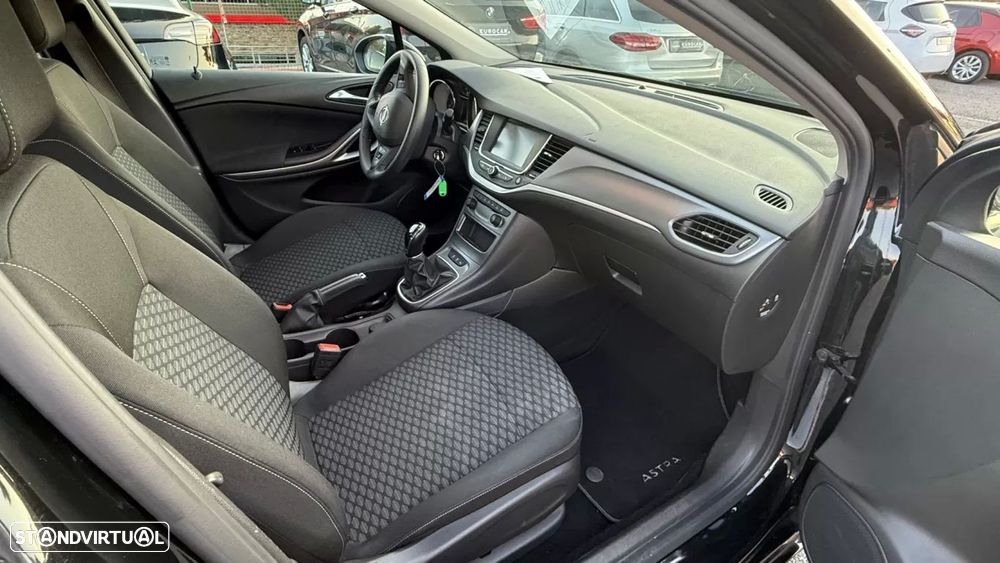 Opel Astra Sports Tourer 1.2 T Business Edition S/S - 23