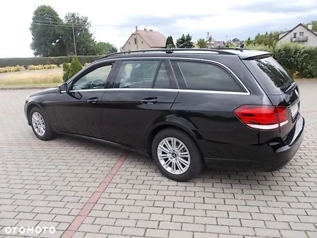 Mercedes-Benz Klasa E 200 BlueTEC 7G-TRONIC Classic - 9