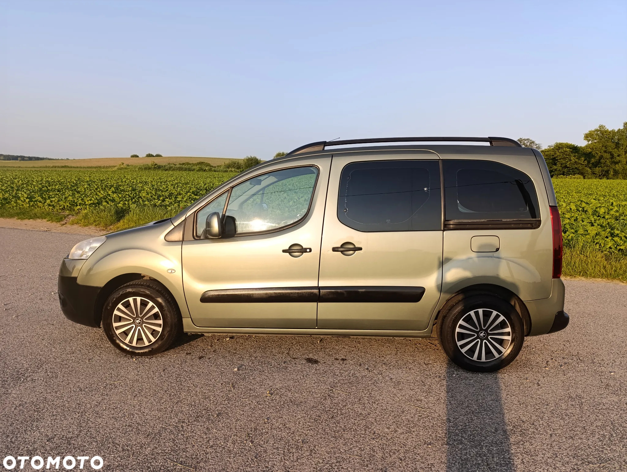 Peugeot Partner Tepee HDi FAP 110 Tendance mit Familien-Paket - 3