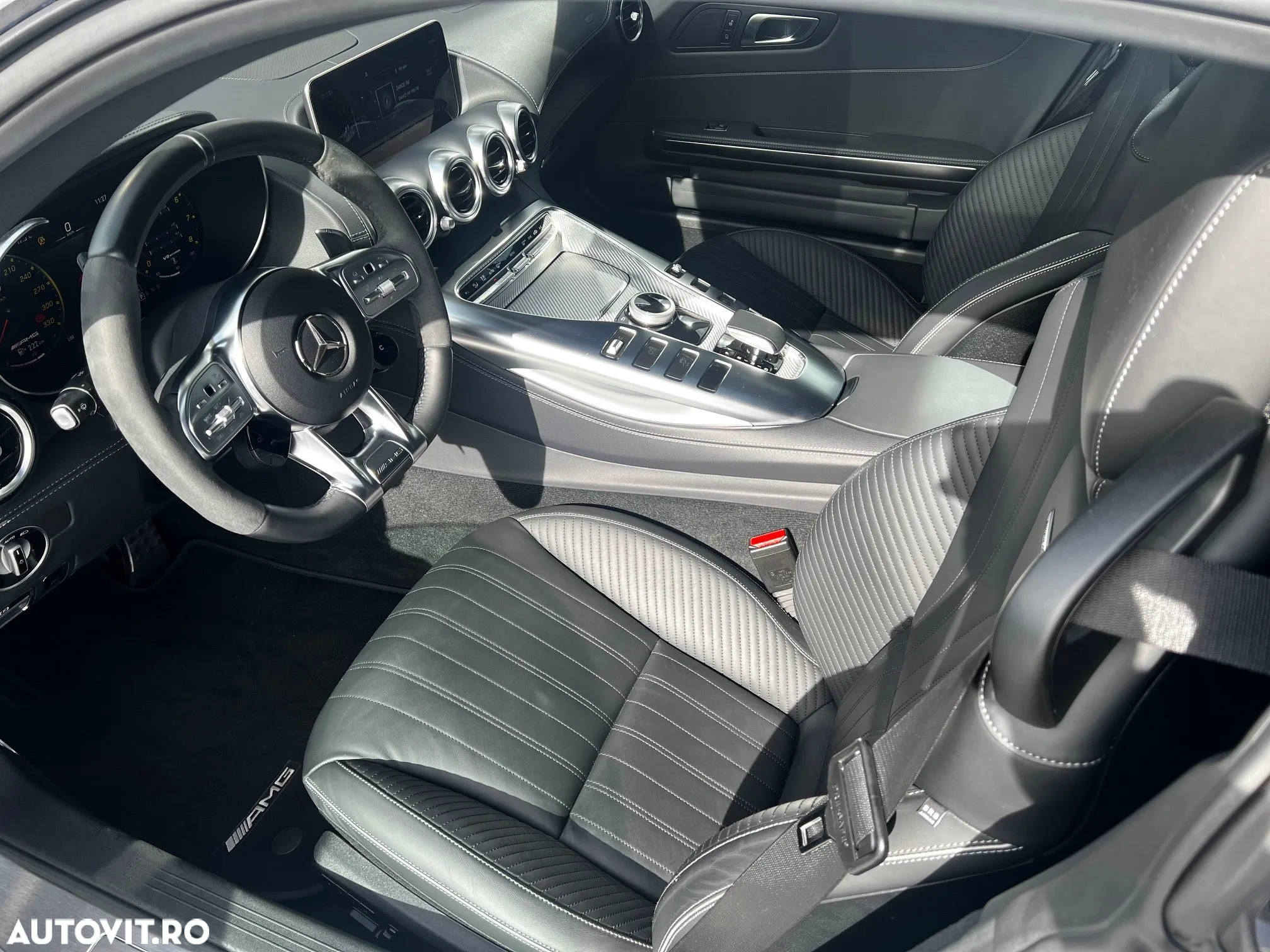 Mercedes-Benz AMG GT - 8