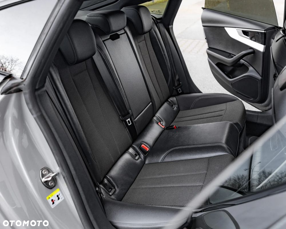 Audi A5 Sportback 35 TDI S tronic S line - 5