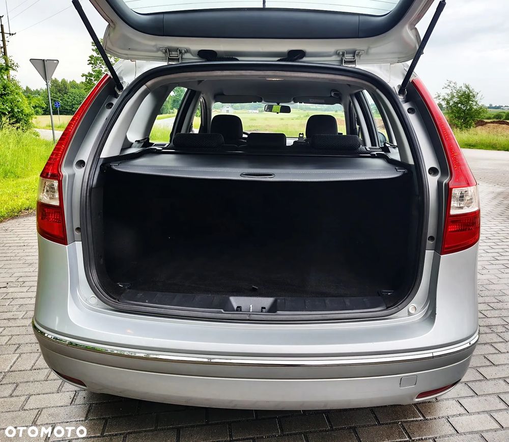 Hyundai i30 1.4 Base + - 20