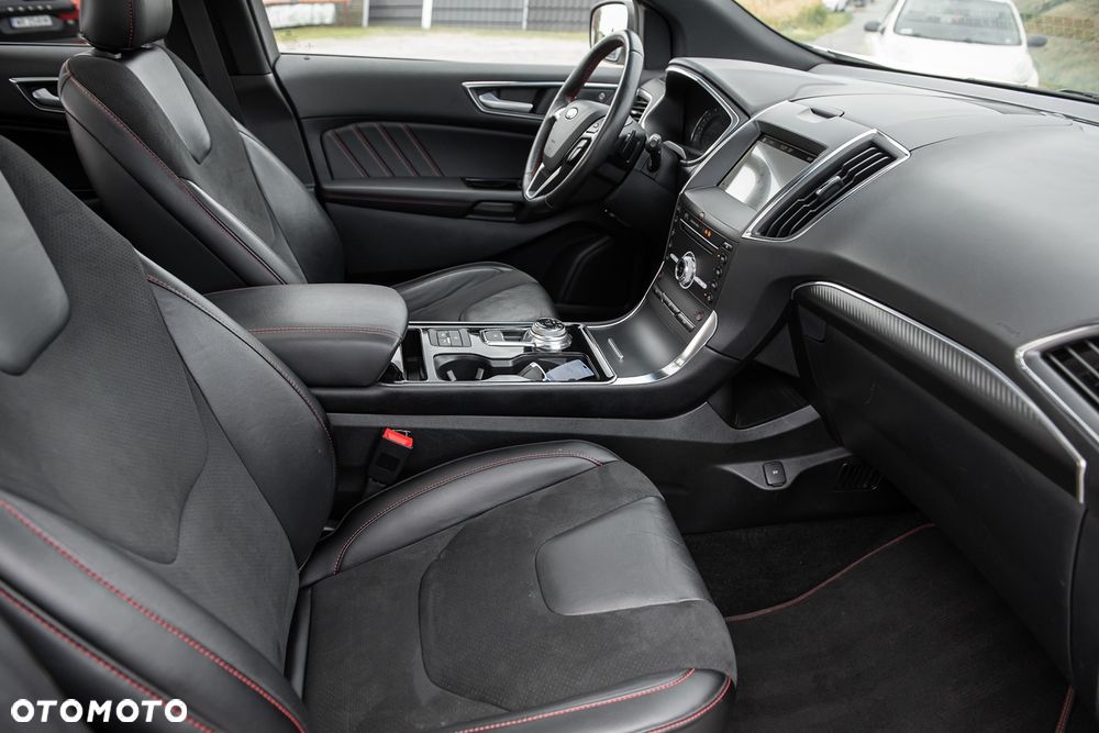 Ford Edge 2.0 EcoBlue Bi-Turbo 4x4 ST-LINE - 35