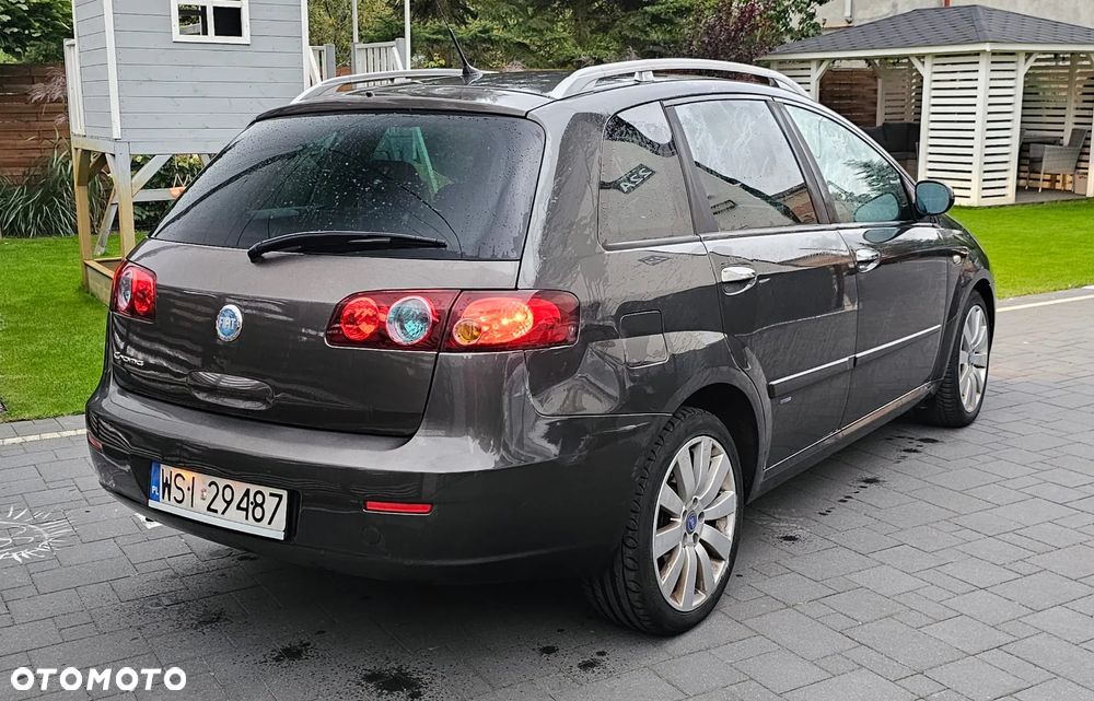 Fiat Croma 1.9 JTD Dynamic - 17