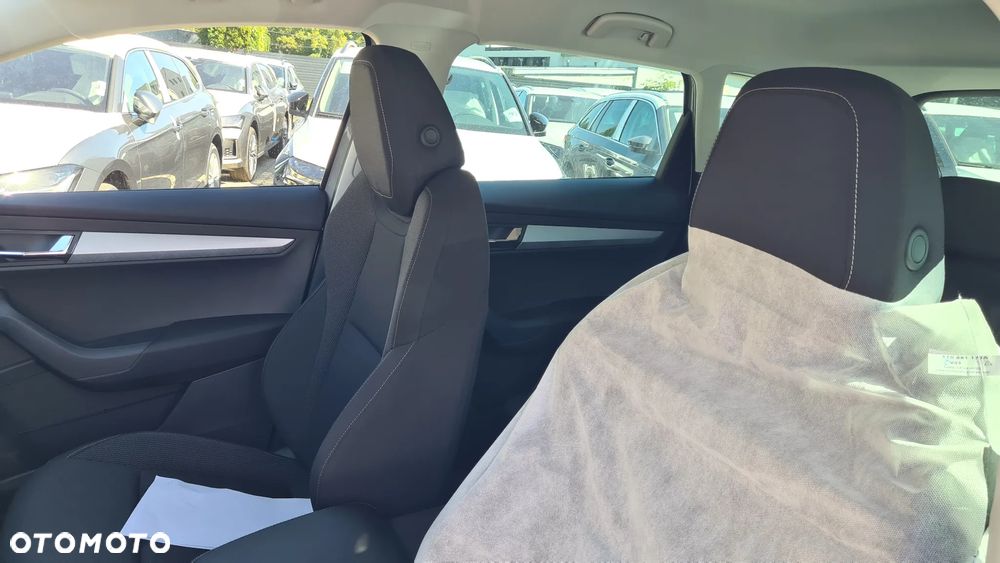 Skoda Karoq 1.5 TSI ACT Edition 130 DSG - 10