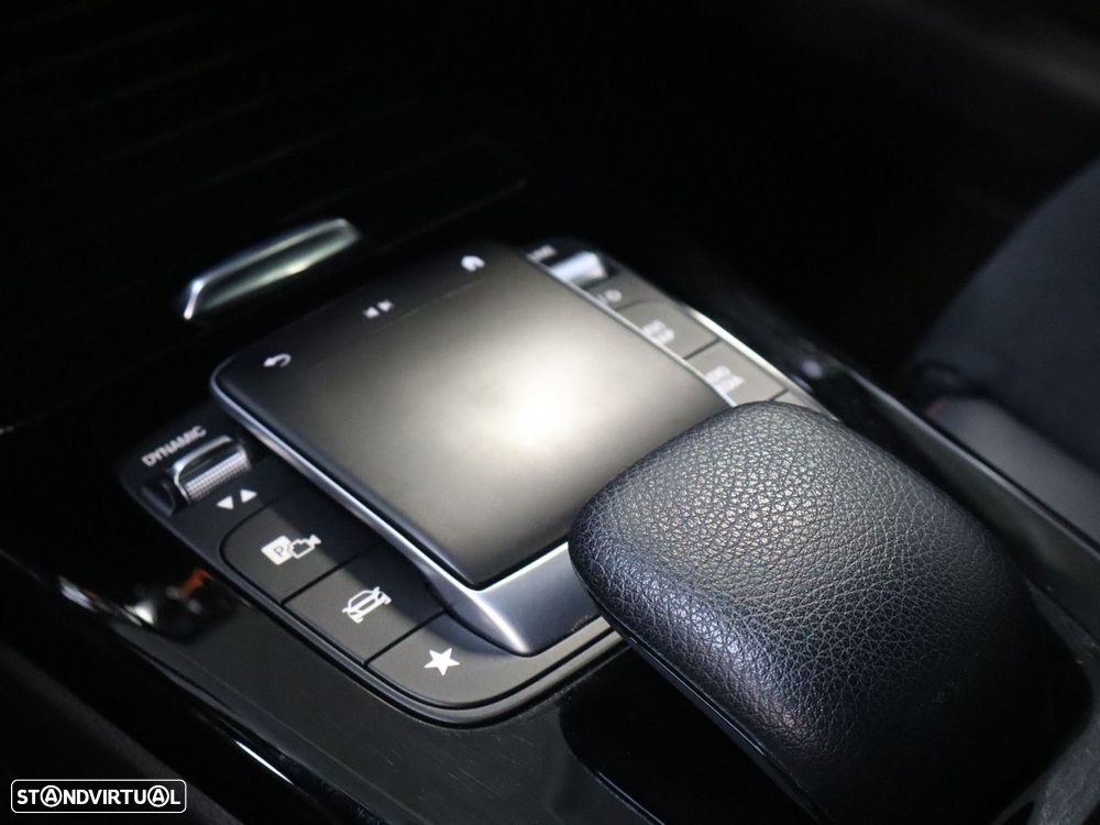 Mercedes-Benz CLA 200 d Shooting Brake AMG Line Aut. - 22