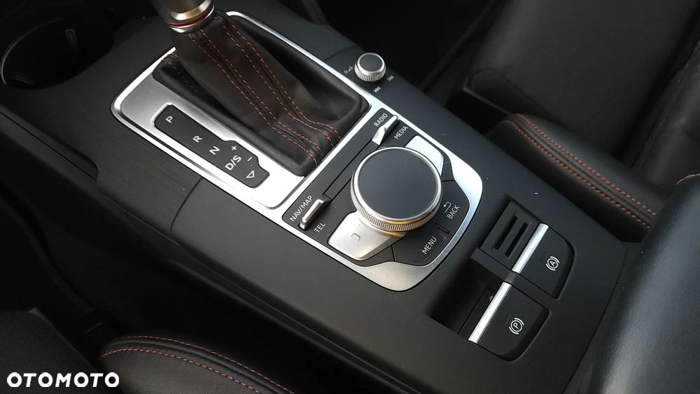 Audi S3 Sportback 2.0 TFSI Quattro S tronic - 24