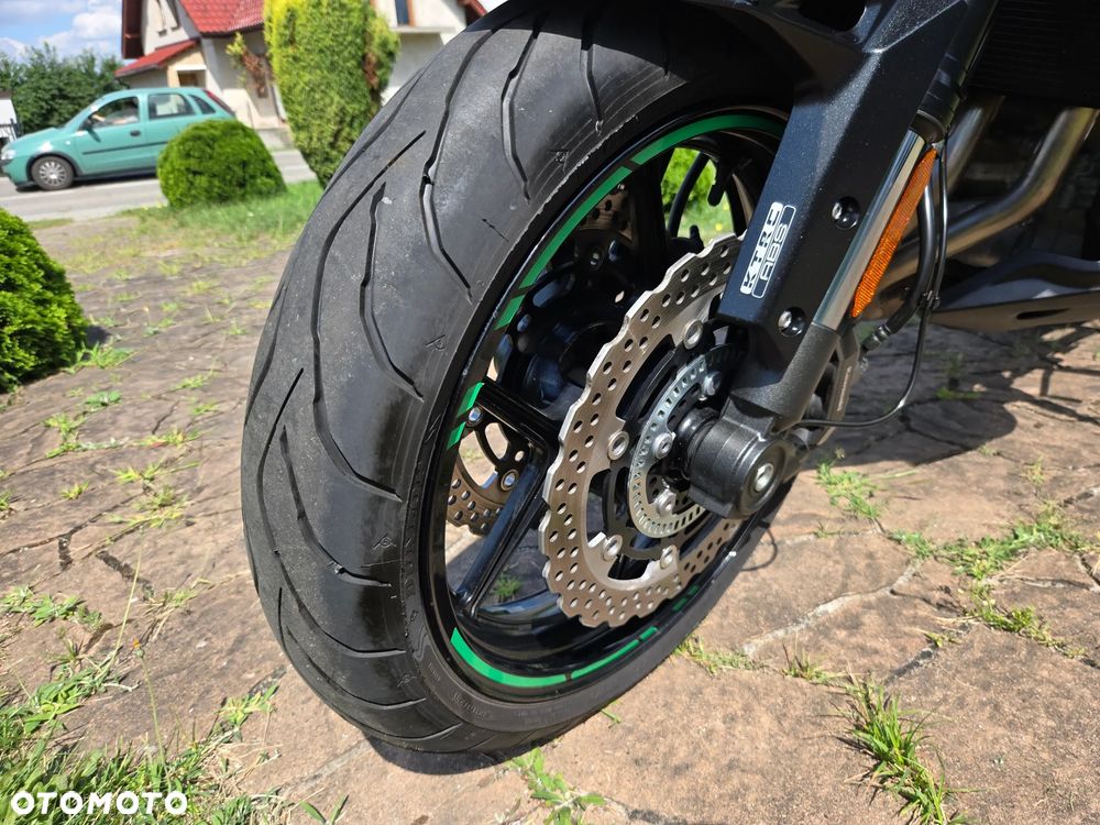 Kawasaki Versys 1000 - 18