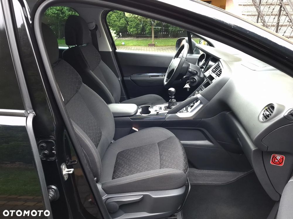 Peugeot 3008 1.6 BlueHDi Allure S&S - 11