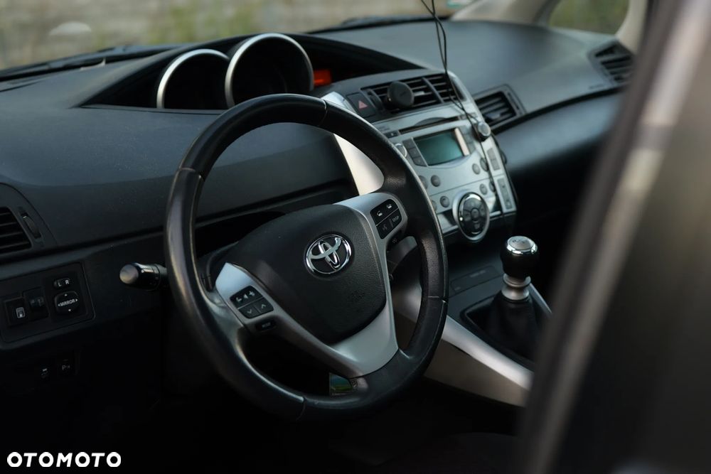 Toyota Verso 1.8 Sol EU5 7os - 5