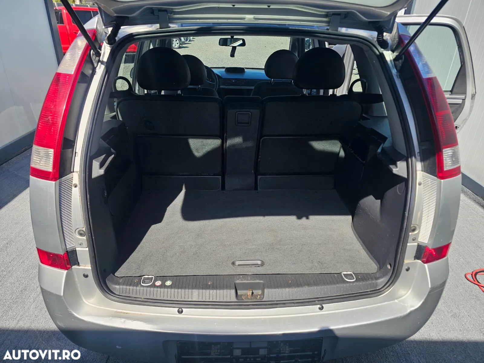 Opel Meriva 1.6 16V (Essentia) - 5