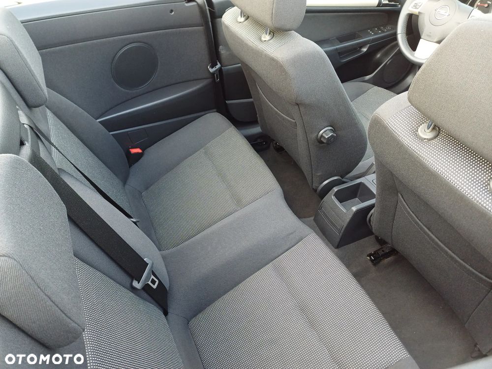 Opel Astra 1.6 Enjoy - 7