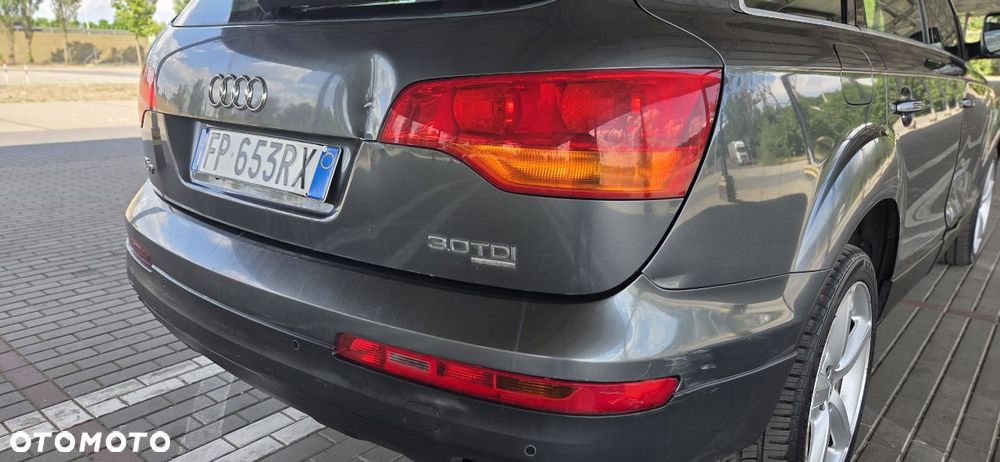 Audi Q7 3.0 TDI DPF quattro tiptronic - 14