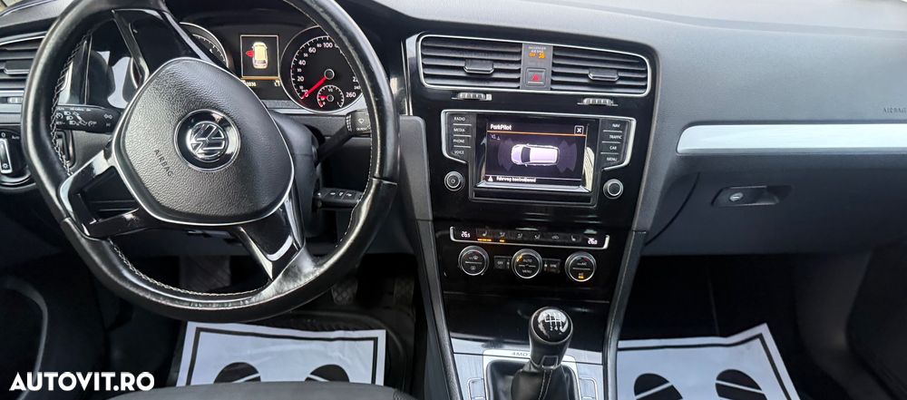 Volkswagen Golf 1.6 TDI 4Motion BlueMotion Technology Cup - 25