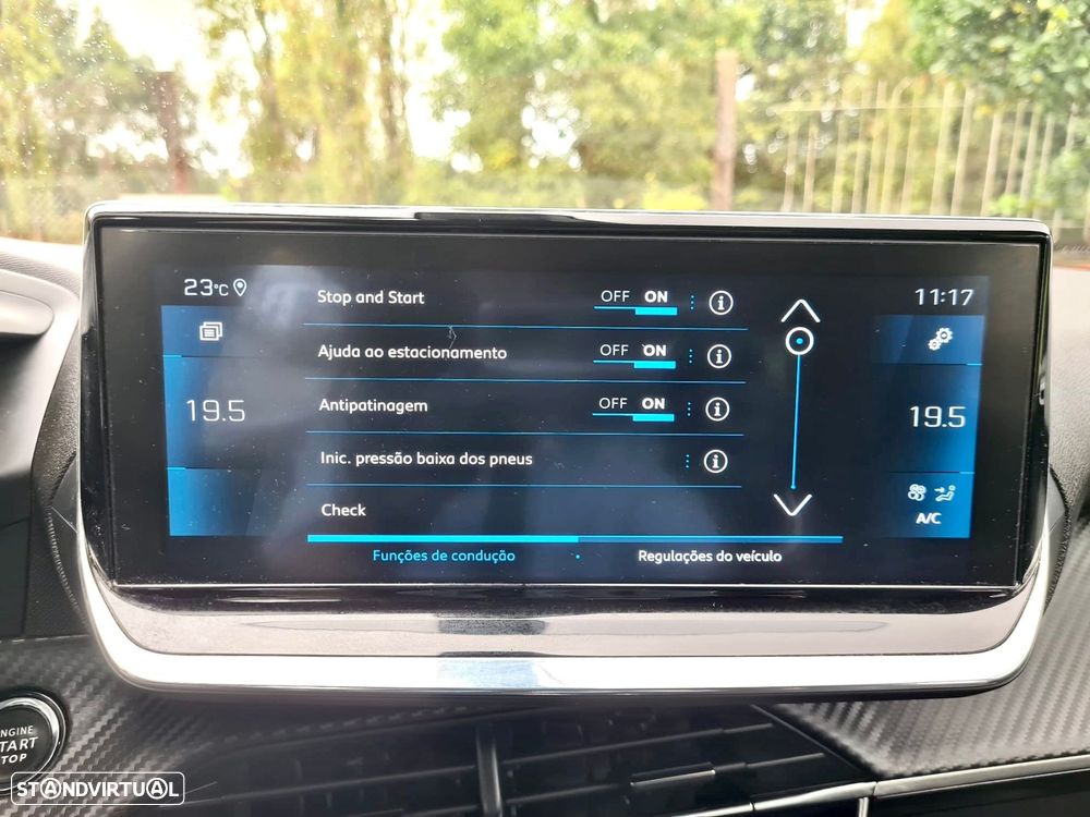 Peugeot 2008 PureTech 130 Allure Pack - 5