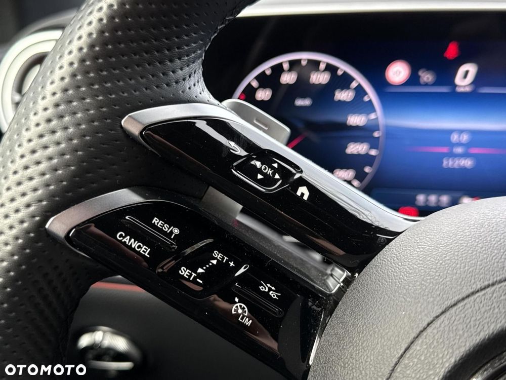 Mercedes-Benz GLC - 20