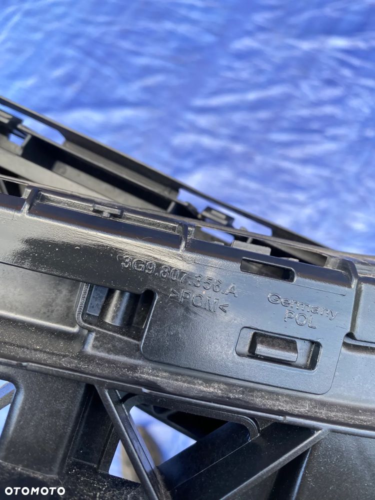 VW PASSAT B8 KOMBI ŚLIZG MOCOWANIE ZDERZAKA PRAWE PRAWY TYŁ 3G9807355A  3G9807356A - 6