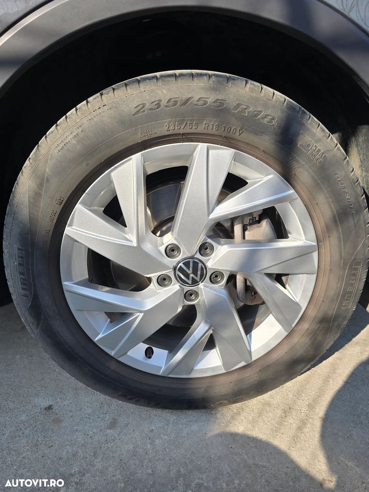 Volkswagen Tiguan - 14