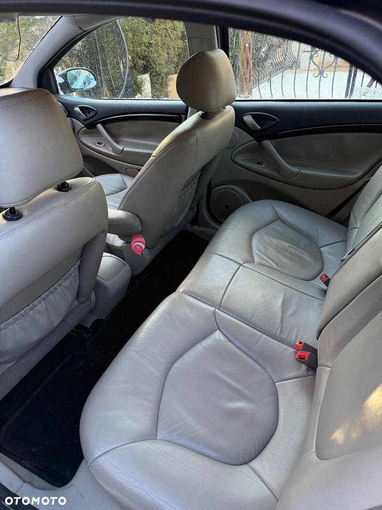 Citroën C5 HDi 170 Biturbo FAP Exclusive - 13