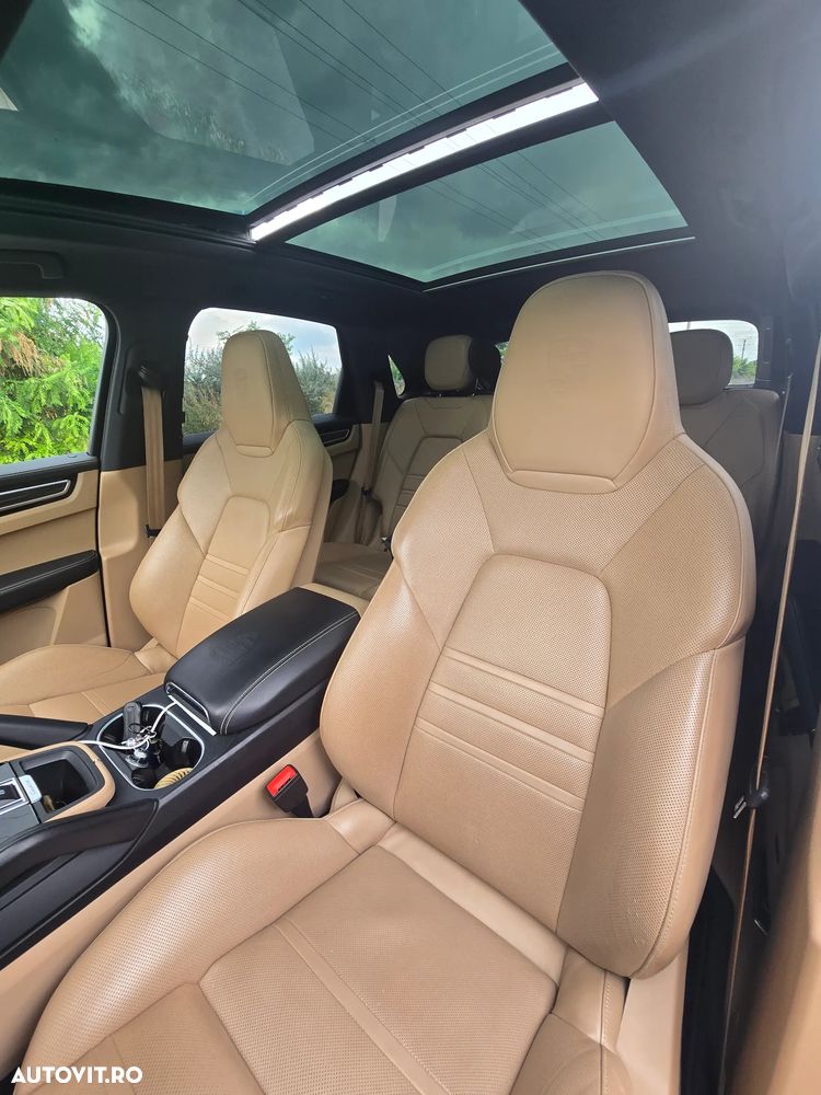 Porsche Cayenne Standard - 14