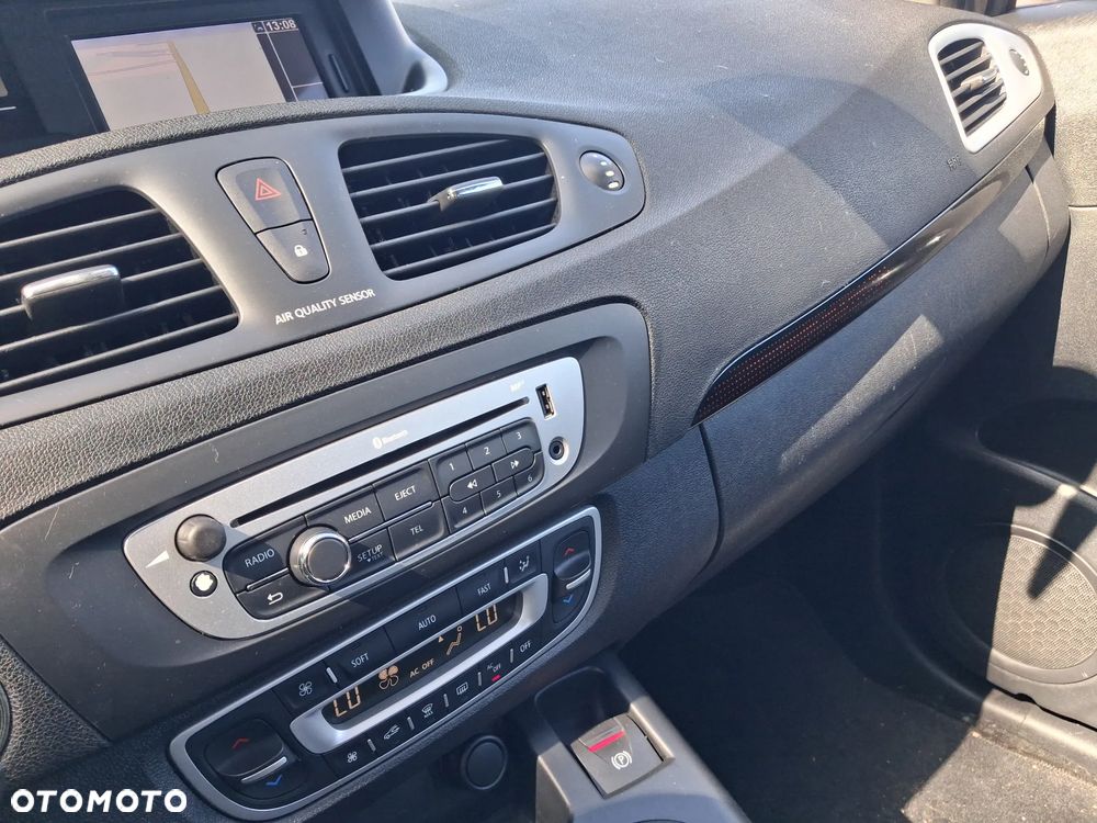 Renault Scenic dCi 110 Paris - 10