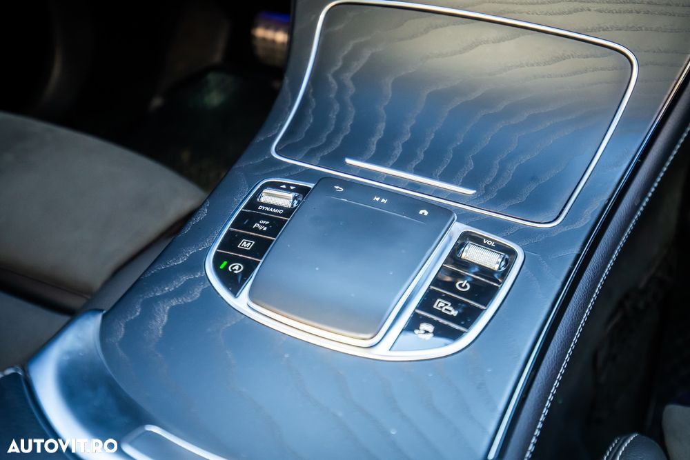 Mercedes-Benz GLC Coupe 300 d 4Matic 9G-TRONIC AMG Line Plus - 18