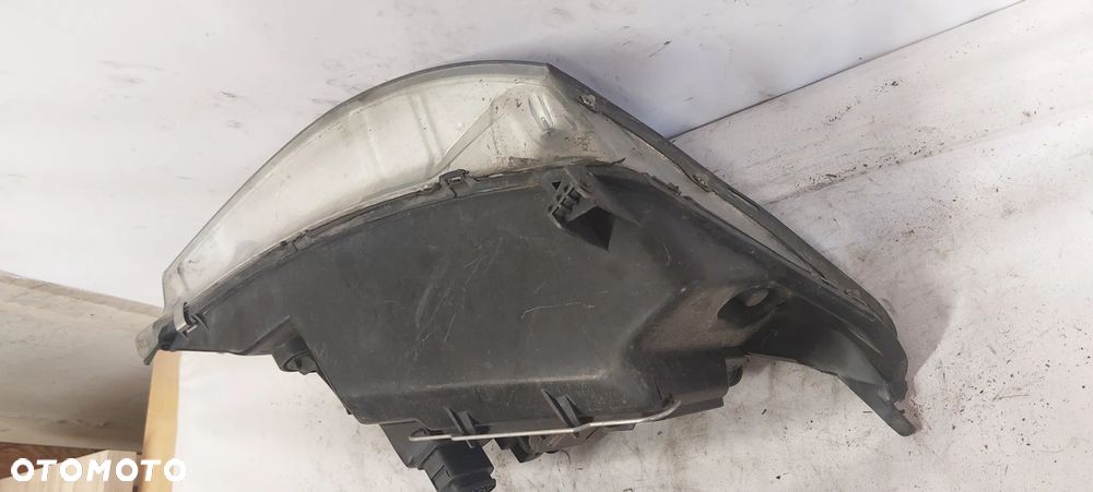 .  PRZOD PRZEDNIA LAMPA LEWA FORD FOCUS MK1 CIEMNA - 7