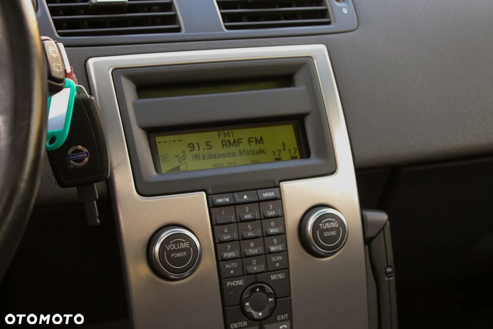 Volvo V50 1.6D DPF DRIVe Momentum - 36