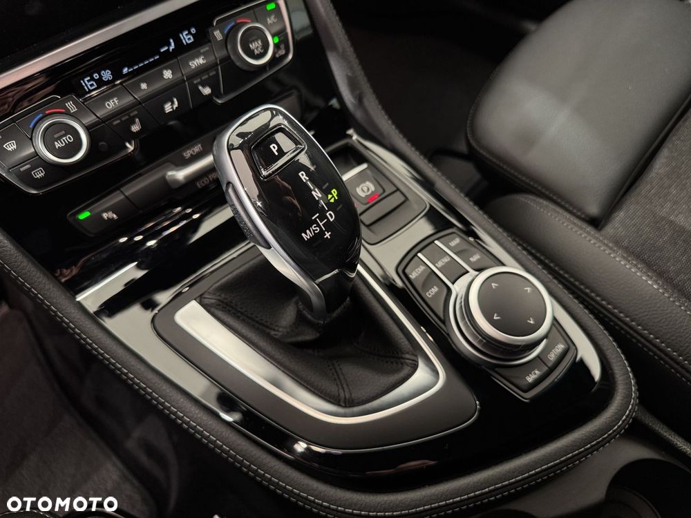 BMW Seria 2 - 23