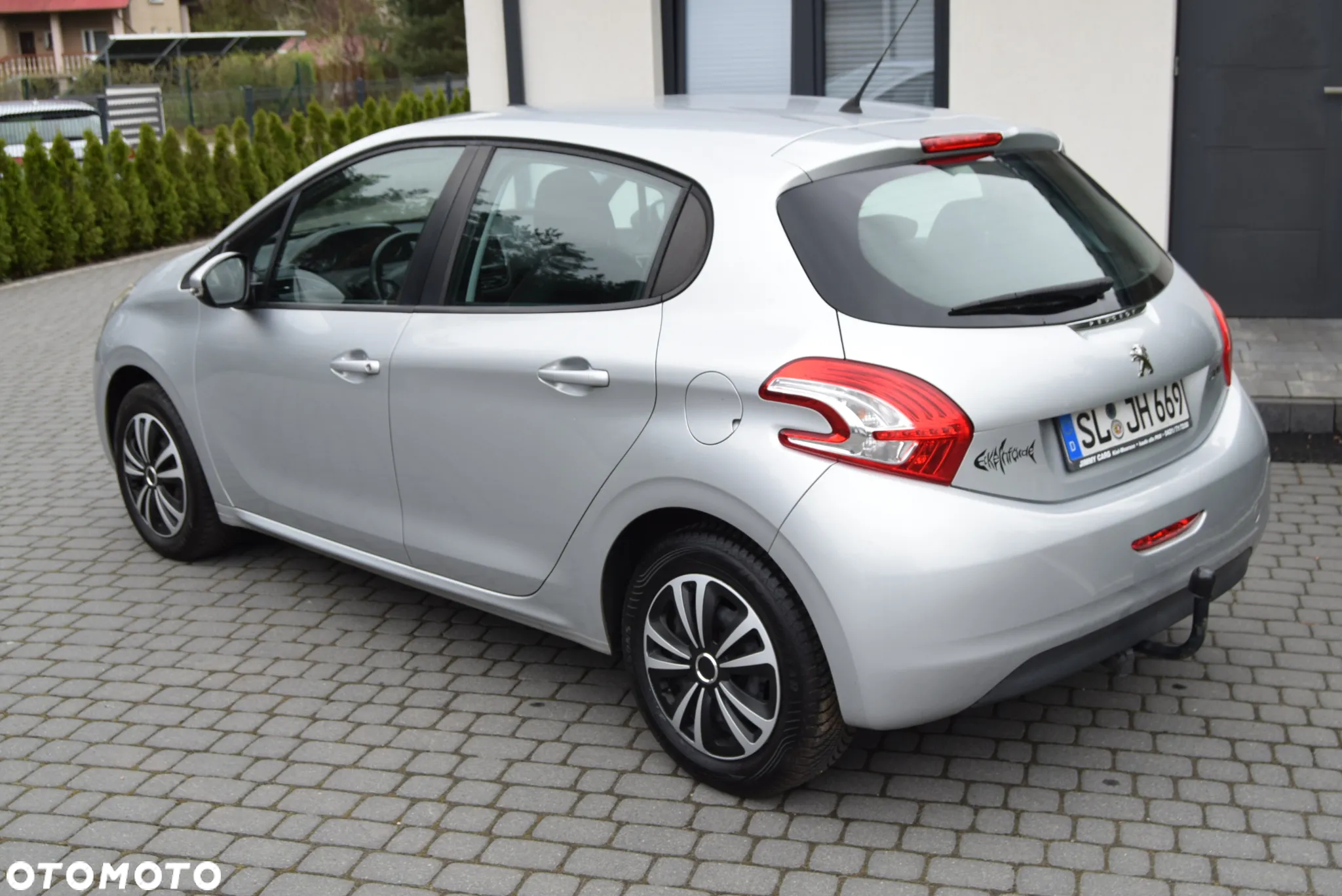 Peugeot 208 1.2 PureTech Active - 5