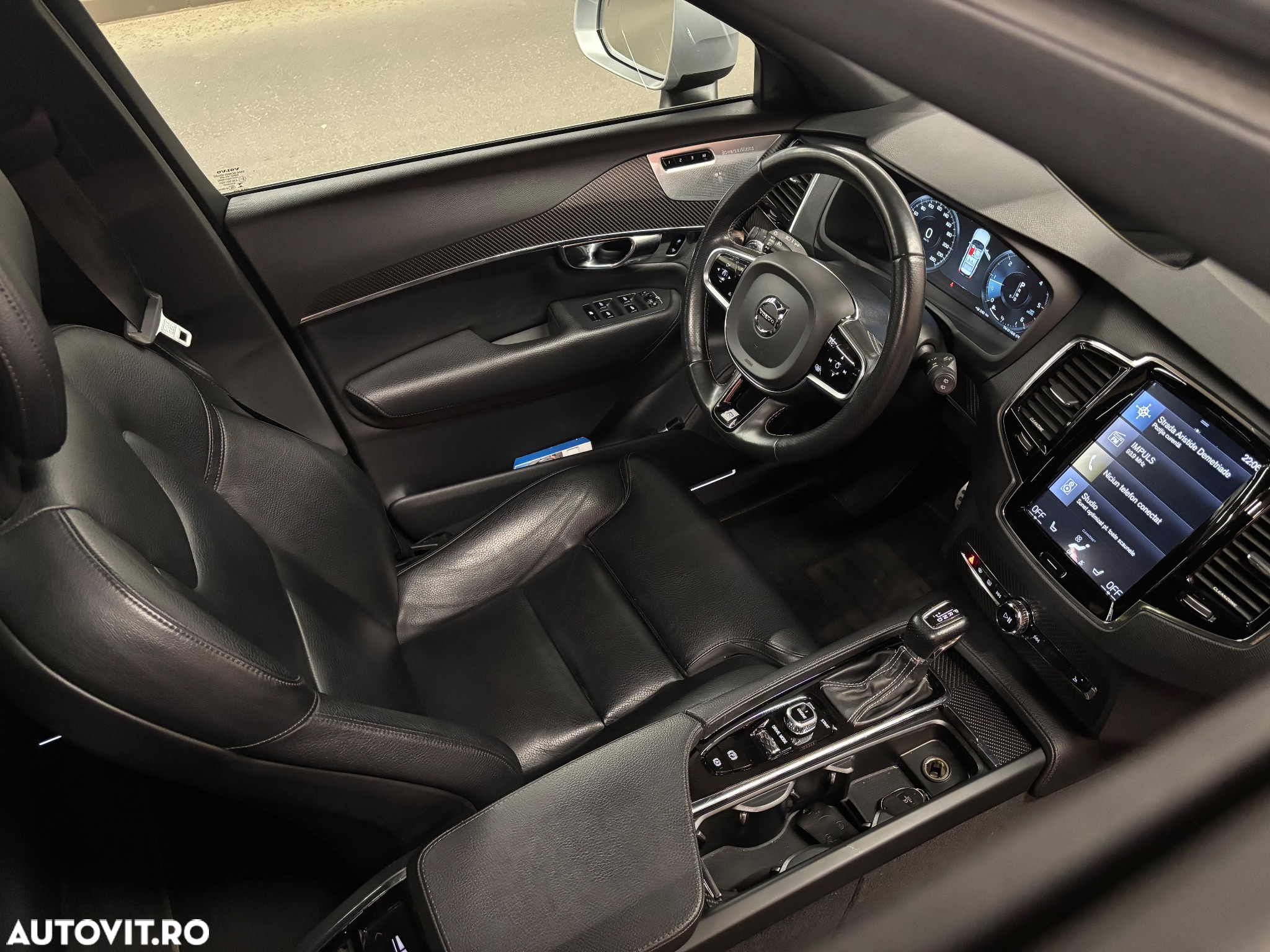 Volvo XC 90 D5 AWD Geartronic RDesign - 18