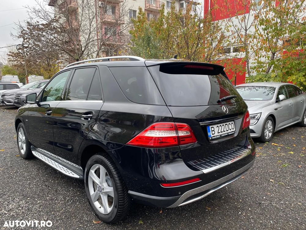 Mercedes-Benz ML - 10