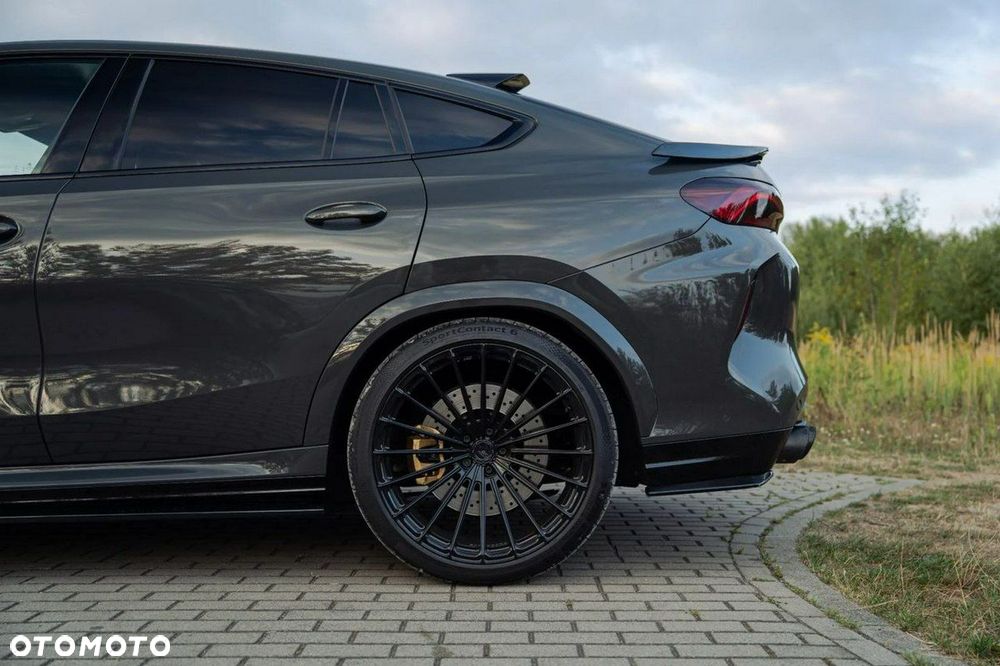 BMW X6M M - 12