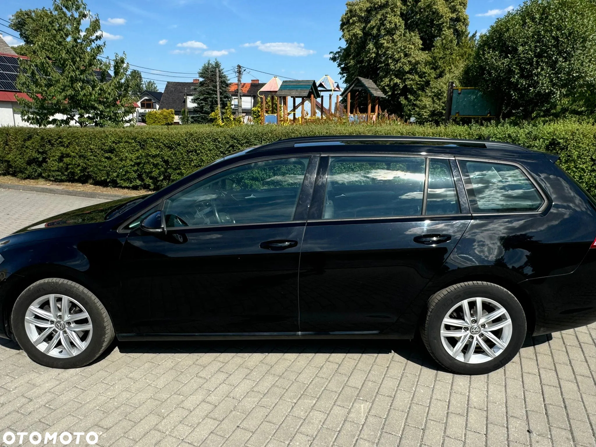 Volkswagen Golf Variant 1.6 TDI BlueMotion Comfortline - 3