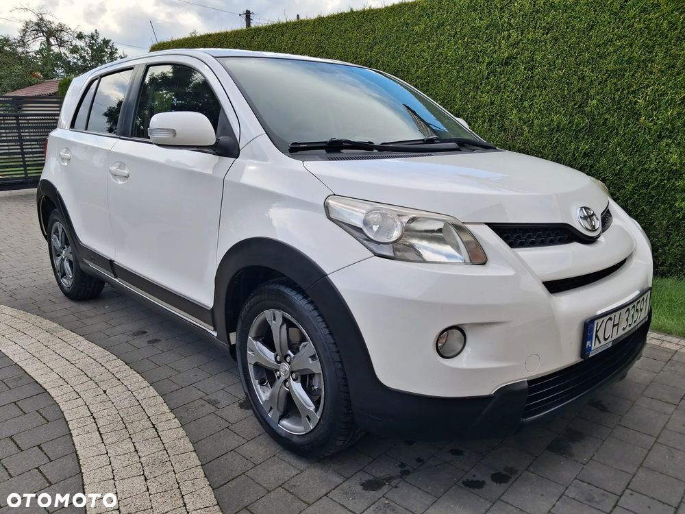 Toyota Urban Cruiser 1.4 D-4D Sol 4x4 EU5 - 2