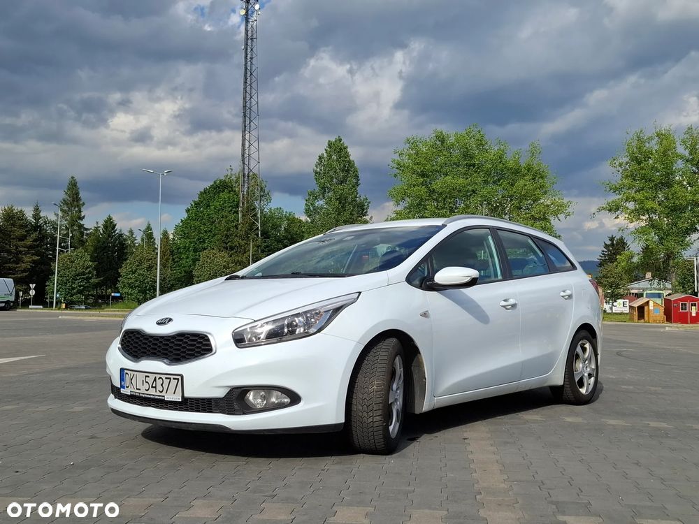 Kia Ceed 1.6 GDI L - 1