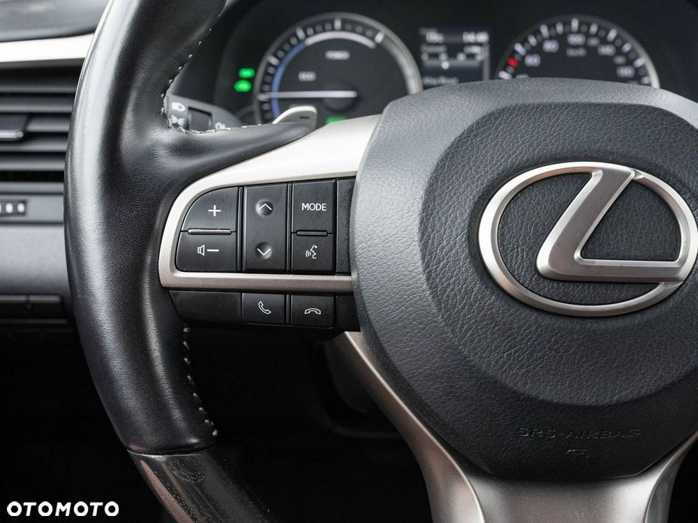 Lexus RX - 14