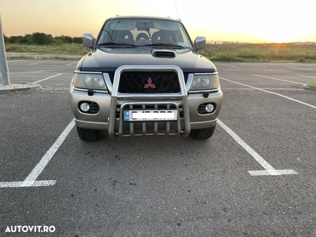 Mitsubishi Pajero - 3