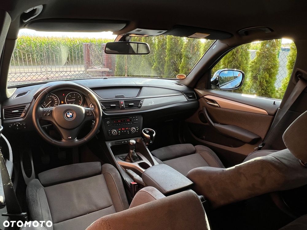 BMW X1 xDrive18d Sport Line - 33