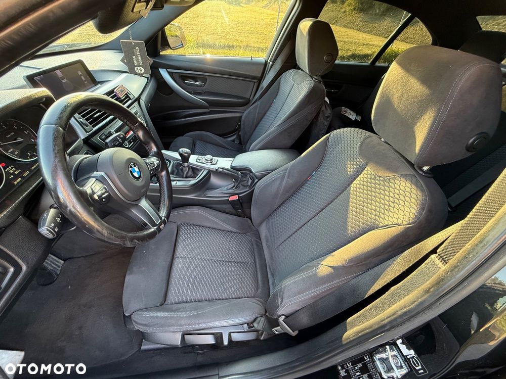 BMW Seria 3 320d - 21