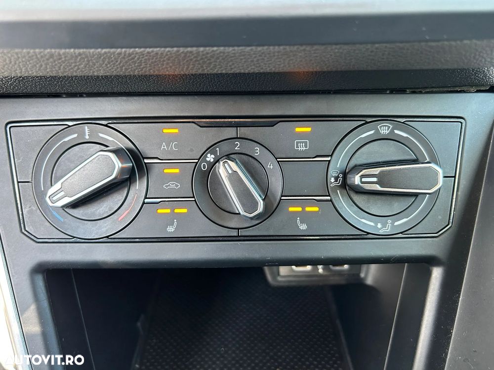 Volkswagen Polo 1.0 TSI DSG Life - 17